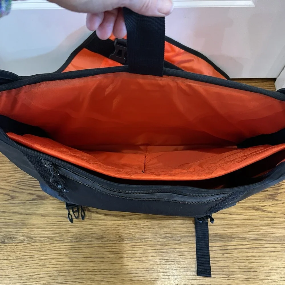 Vaude messenger bag